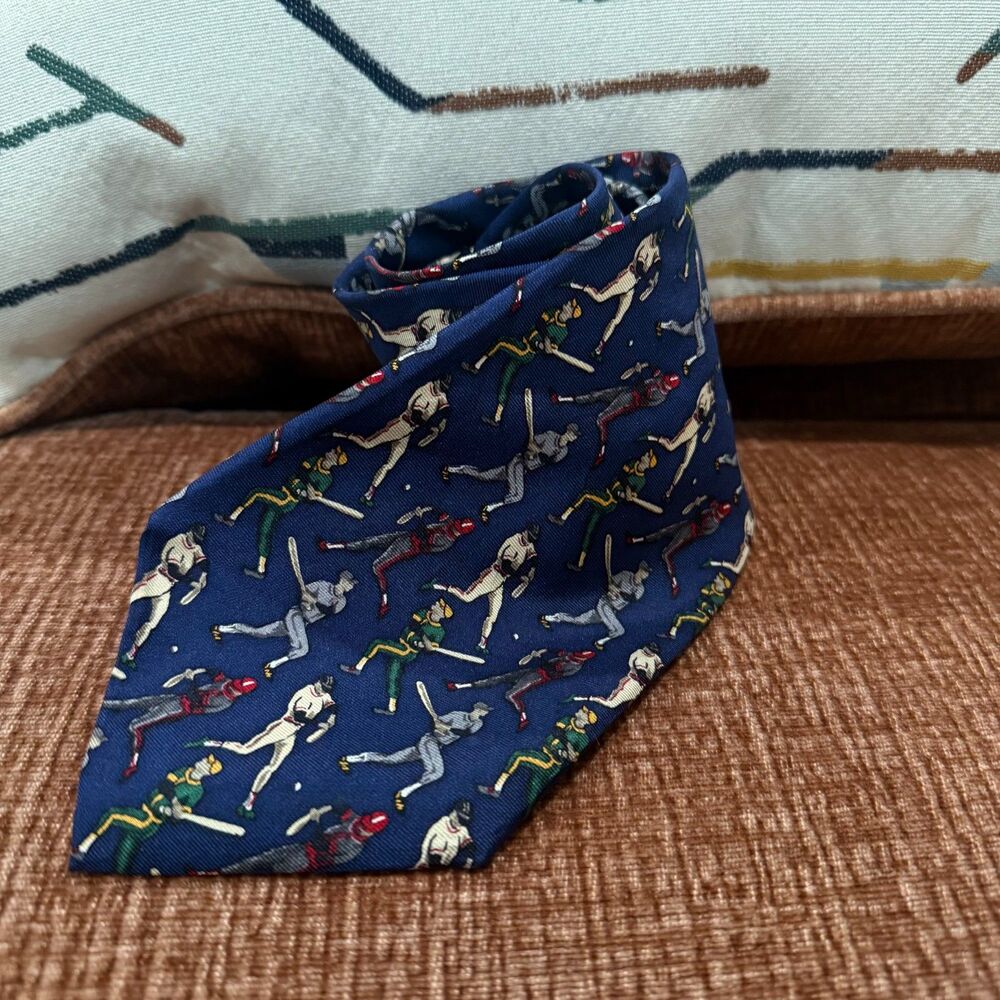 100% Silk Vintage Baseball Player‎ Tie Sports Whimsy Classic Past time